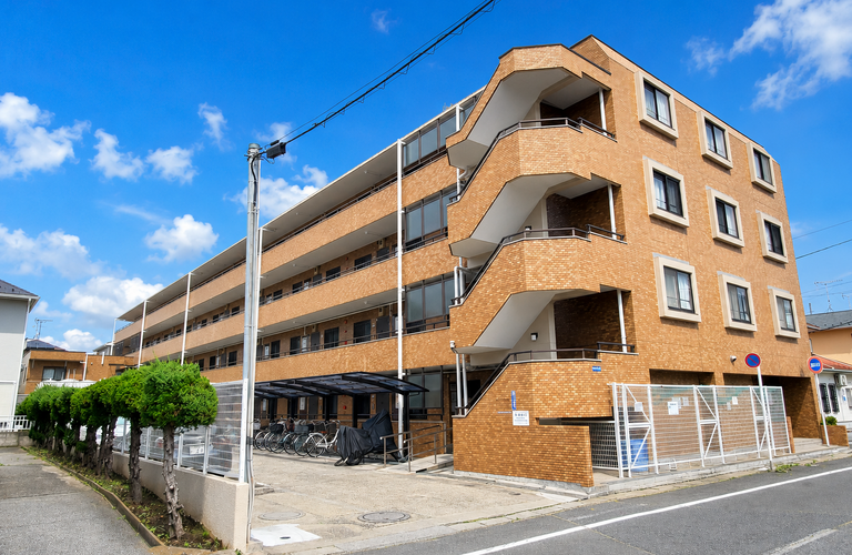 ライオンズマンション吉川第2の売却・無料査定│地域密着のクルーハウジング